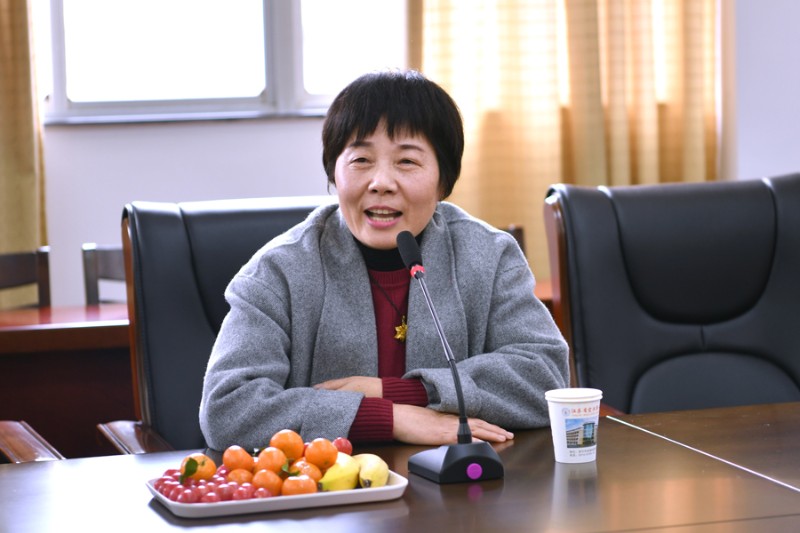 0221退休教师欢送会09900.jpg