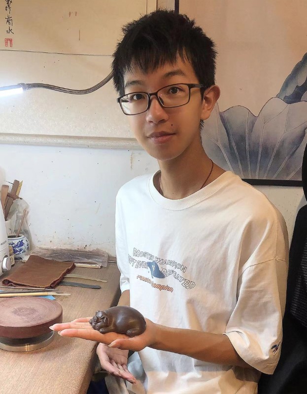 刘烜帆900.jpg